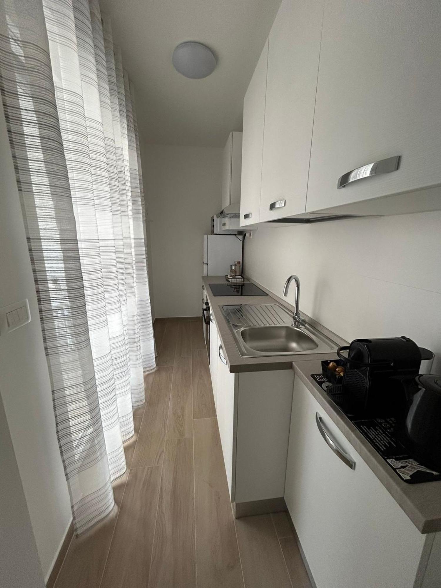 Dimora Rosa Apartment Bari Exterior photo